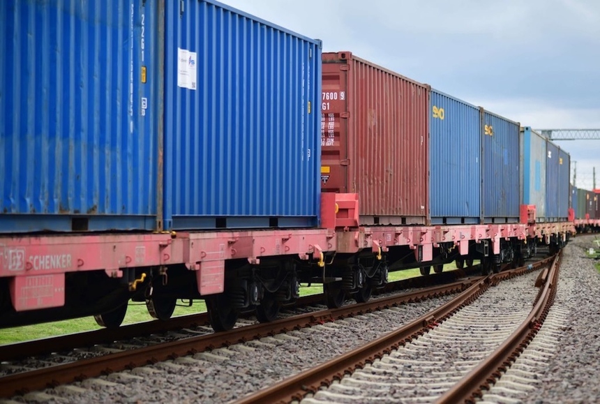 Tại sao vận chuyển nội địa nên vận chuyển bằng tàu thay vì các phương thức khác?