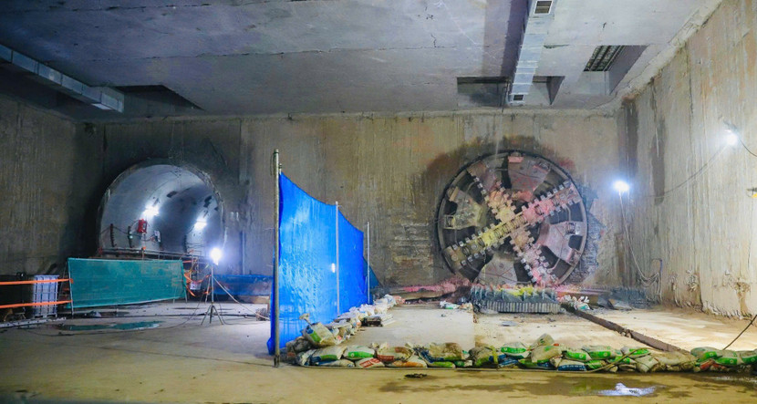 Máy Đào Hầm TBM Số 2 Đã Tiến Đến Ga S11 Văn Miếu