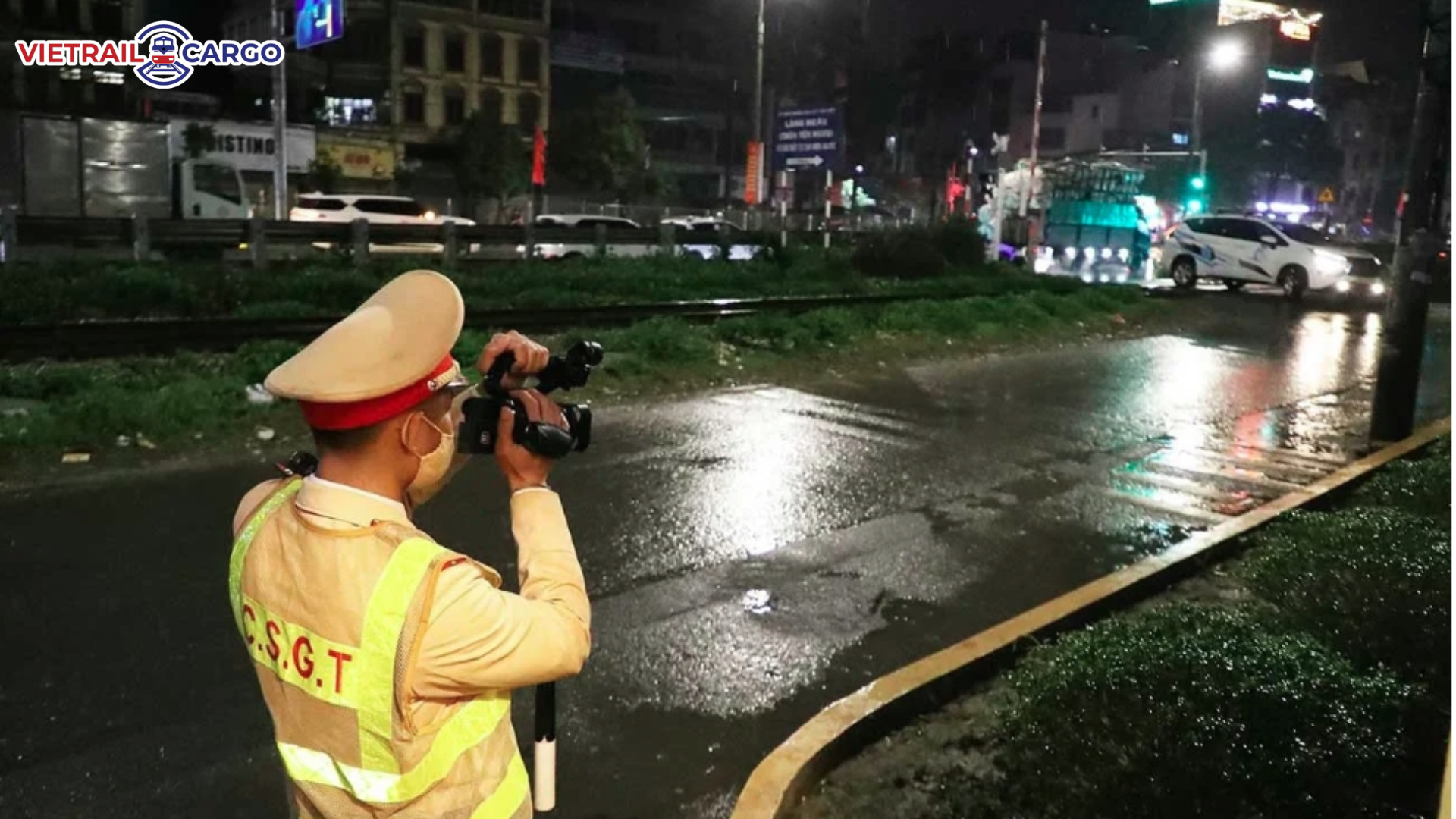 Hà Nội Chưa Thể Xóa Lối Đi Tự Mở Qua Đường Sắt