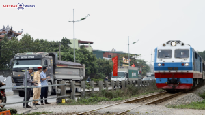 Tai nạn đường sắt diễn biến phức tạp