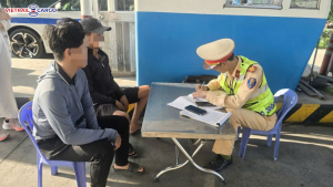 Đường sắt: CSGT xử phạt 80 vụ vi phạm an toàn trong một ngày