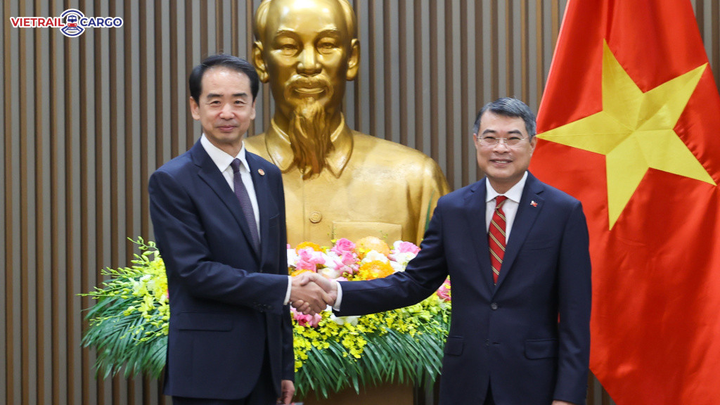 Thương mại Việt - Trung: Thúc đẩy phát triển cân bằng và bền vững