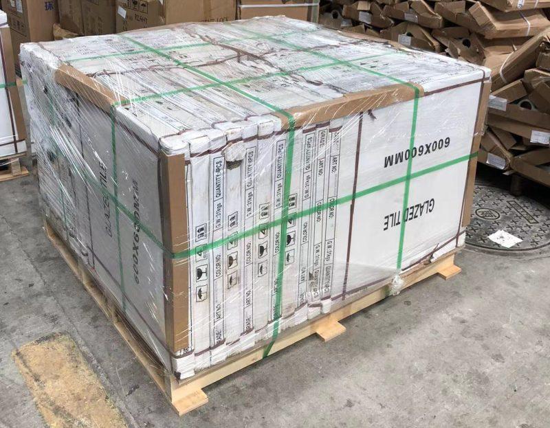 Vận chuyển gạch men và thiết bị vệ sinh từ Bình Định đi Hà Nội bằng đường sắt