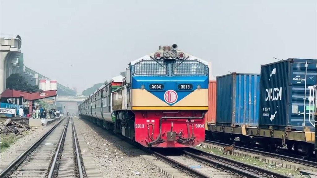VẬN CHUYỂN HÀNG TIÊU DÙNG TỪ HÀ NỘI VÀO TP.HCM BẰNG ĐƯỜNG SẮT