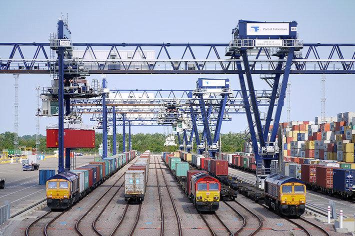Giải pháp logistics tiết kiệm chi phí bến vững