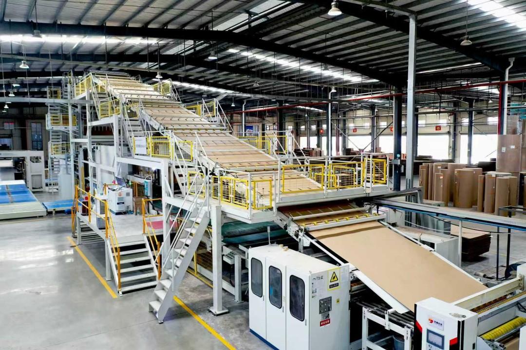 vận chuyển bao bì carton bằng đường sắt.